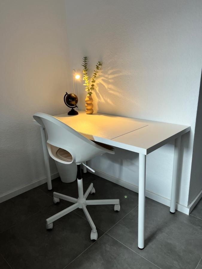 Appartment Florida Naehe Duesseldorf, Messe, Hbf, City, Wifi, Helios Hospital Крефельд Экстерьер фото